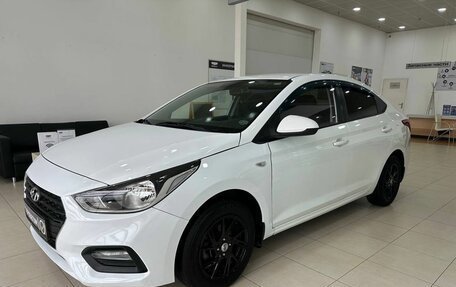 Hyundai Solaris II рестайлинг, 2018 год, 949 900 рублей, 3 фотография