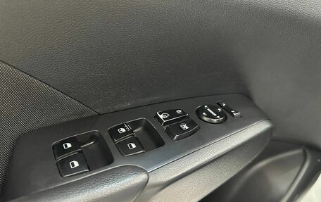 Hyundai Solaris II рестайлинг, 2018 год, 949 900 рублей, 9 фотография