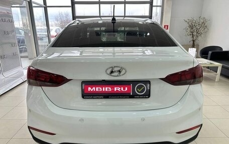 Hyundai Solaris II рестайлинг, 2018 год, 949 900 рублей, 5 фотография