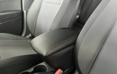 Hyundai Solaris II рестайлинг, 2018 год, 949 900 рублей, 10 фотография