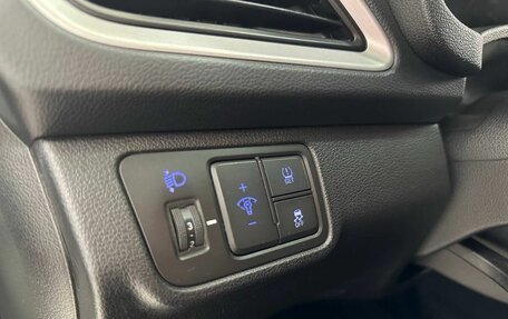 Hyundai Solaris II рестайлинг, 2018 год, 949 900 рублей, 12 фотография