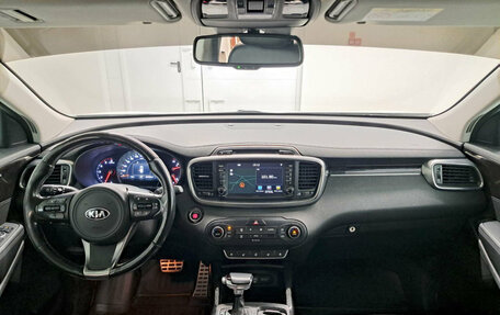 KIA Sorento III Prime рестайлинг, 2017 год, 2 017 000 рублей, 14 фотография