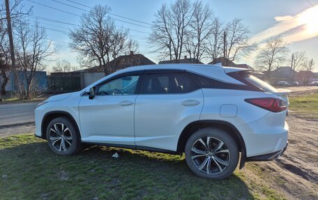 Lexus RX IV рестайлинг, 2017 год, 4 300 000 рублей, 6 фотография