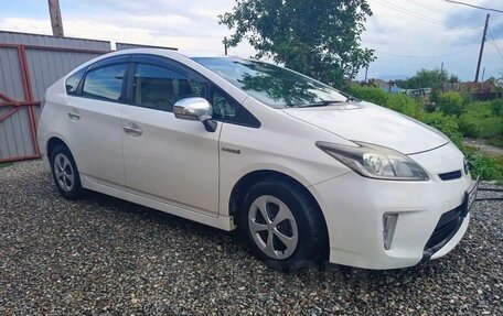 Toyota Prius, 2012 год, 1 300 000 рублей, 9 фотография