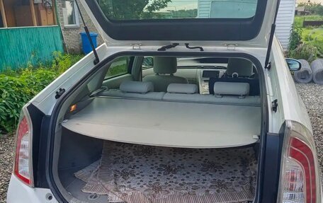 Toyota Prius, 2012 год, 1 300 000 рублей, 3 фотография