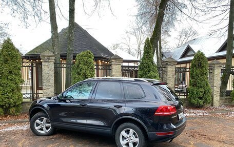 Volkswagen Touareg III, 2011 год, 1 970 000 рублей, 7 фотография