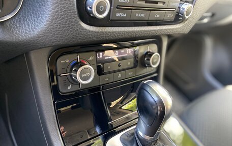 Volkswagen Touareg III, 2011 год, 1 970 000 рублей, 13 фотография