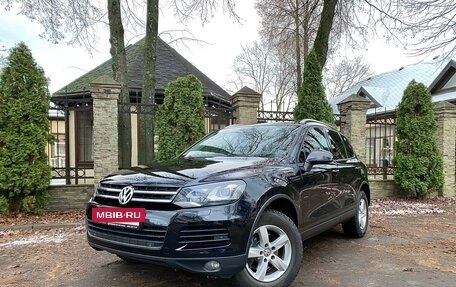 Volkswagen Touareg III, 2011 год, 1 970 000 рублей, 6 фотография