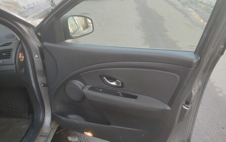 Renault Megane III, 2011 год, 770 000 рублей, 6 фотография