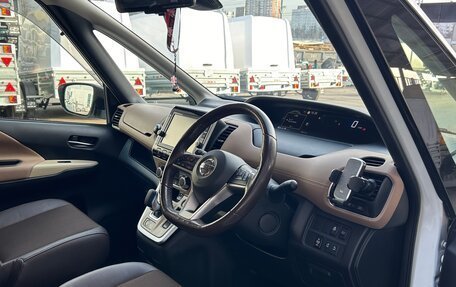 Nissan Serena IV, 2018 год, 2 100 000 рублей, 15 фотография