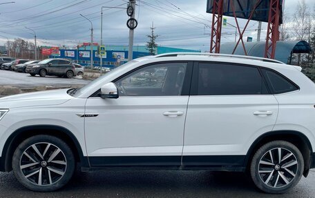 Skoda Kamiq I, 2020 год, 1 930 000 рублей, 4 фотография