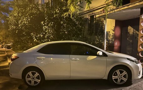 Toyota Corolla, 2013 год, 990 000 рублей, 4 фотография