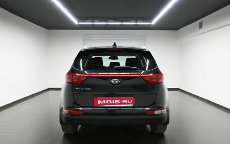 KIA Sportage IV рестайлинг, 2017 год, 1 975 000 рублей, 4 фотография