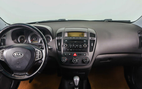 KIA cee'd I рестайлинг, 2008 год, 629 000 рублей, 12 фотография