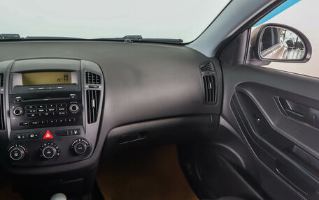 KIA cee'd I рестайлинг, 2008 год, 629 000 рублей, 13 фотография