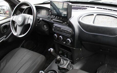 Chevrolet Niva I рестайлинг, 2010 год, 379 000 рублей, 9 фотография