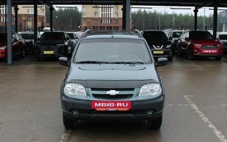 Chevrolet Niva I рестайлинг, 2010 год, 379 000 рублей, 3 фотография