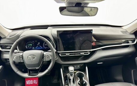 Toyota Highlander, 2026 год, 5 990 000 рублей, 18 фотография