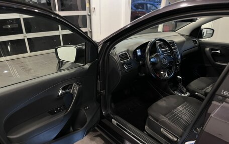 Volkswagen Polo VI (EU Market), 2015 год, 1 020 000 рублей, 21 фотография