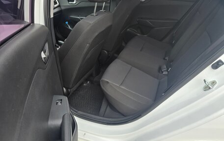 Hyundai Solaris II рестайлинг, 2020 год, 1 650 000 рублей, 19 фотография