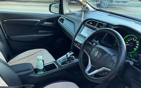 Honda Shuttle II, 2017 год, 1 600 000 рублей, 18 фотография