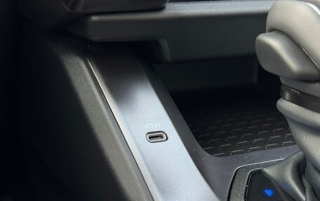 Toyota RAV4, 2025 год, 4 495 000 рублей, 29 фотография