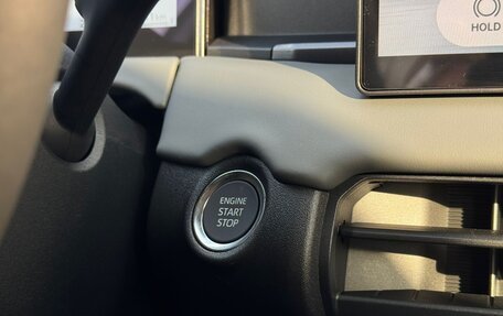 Toyota RAV4, 2025 год, 4 495 000 рублей, 24 фотография