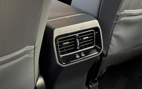 Toyota RAV4, 2025 год, 4 495 000 рублей, 33 фотография