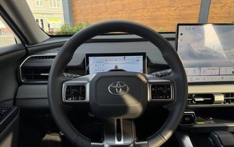 Toyota RAV4, 2025 год, 4 495 000 рублей, 22 фотография