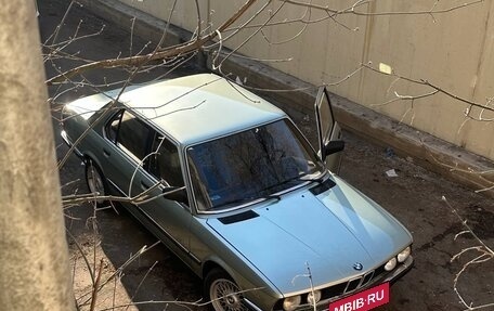 BMW 5 серия, 1984 год, 600 000 рублей, 14 фотография