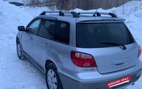 Mitsubishi Outlander III рестайлинг 3, 2008 год, 550 000 рублей, 4 фотография