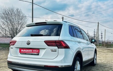 Volkswagen Tiguan II, 2017 год, 2 465 000 рублей, 3 фотография