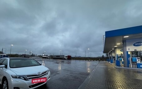 Toyota Venza I, 2013 год, 1 800 000 рублей, 2 фотография