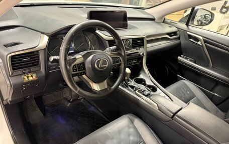 Lexus RX IV рестайлинг, 2017 год, 3 699 000 рублей, 20 фотография