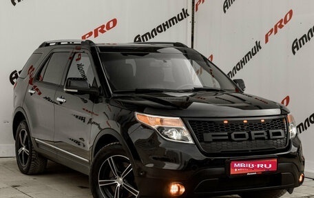 Ford Explorer VI, 2013 год, 1 900 000 рублей, 3 фотография