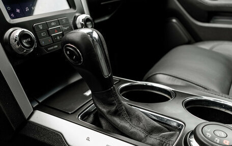 Ford Explorer VI, 2013 год, 1 900 000 рублей, 25 фотография