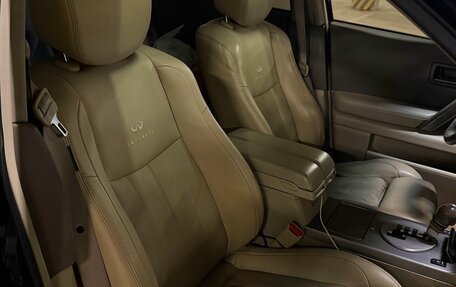 Infiniti FX I, 2004 год, 950 000 рублей, 9 фотография