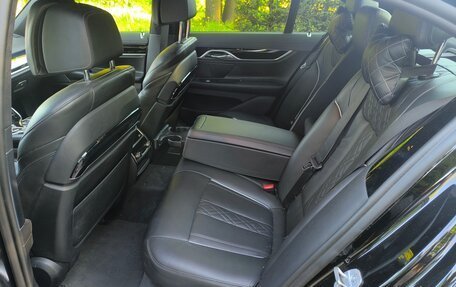 BMW 7 серия, 2019 год, 6 500 000 рублей, 9 фотография