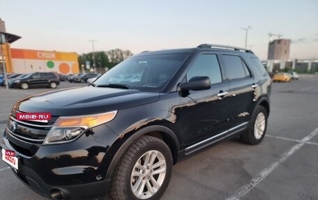 Ford Explorer VI, 2013 год, 1 749 000 рублей, 2 фотография