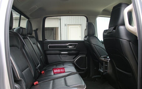 Rambler 1500, 2022 год, 6 250 000 рублей, 11 фотография