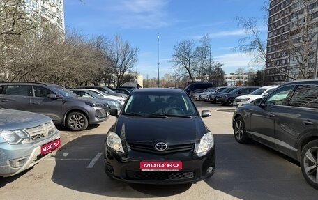 Toyota Auris II, 2010 год, 950 000 рублей, 1 фотография