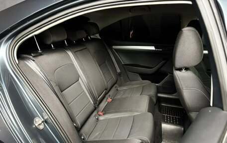 Skoda Superb III рестайлинг, 2019 год, 1 890 000 рублей, 13 фотография