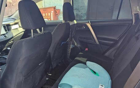 Toyota RAV4, 2015 год, 2 200 000 рублей, 9 фотография