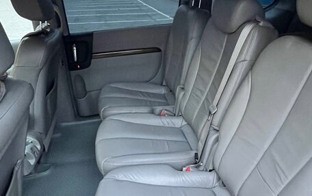 KIA Carnival III, 2006 год, 1 050 000 рублей, 8 фотография