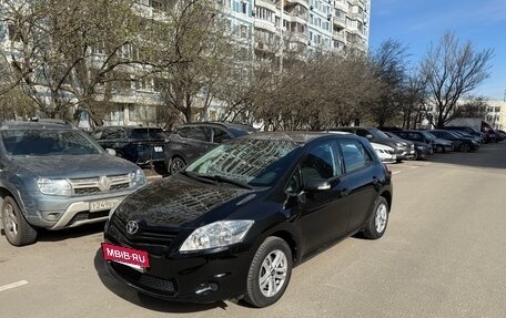 Toyota Auris II, 2010 год, 950 000 рублей, 2 фотография