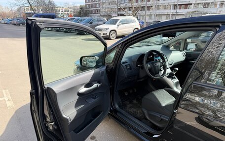 Toyota Auris II, 2010 год, 950 000 рублей, 9 фотография