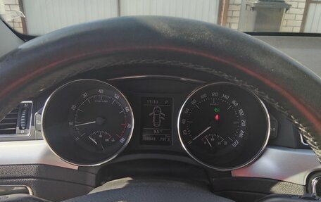 Skoda Superb III рестайлинг, 2013 год, 1 100 000 рублей, 7 фотография