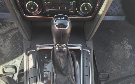 Skoda Superb III рестайлинг, 2013 год, 1 100 000 рублей, 8 фотография