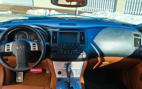 Infiniti FX I, 2004 год, 720 000 рублей, 6 фотография