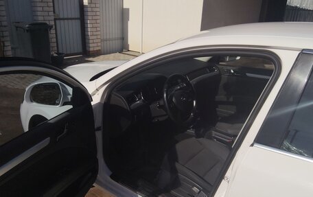 Skoda Superb III рестайлинг, 2013 год, 1 100 000 рублей, 17 фотография